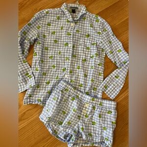 - J crew gingham lime cotton pajama‎ set long sleeve top and short size XXS